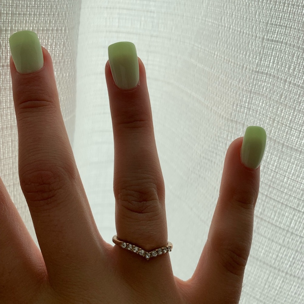 golden arrowed ring